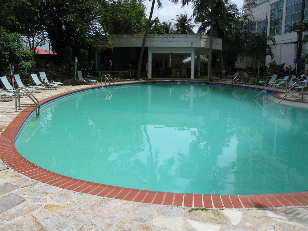 Verona Resort & Spa Tumon Buitenkant foto